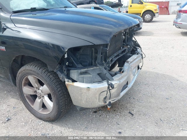 1C6RR7GT1JS112258 RAM 1500 Slt