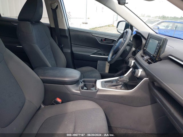 Toyota RAV4 LE 2020 2T3H1RFV0LW094324 Image 5