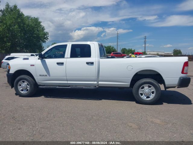 3C6UR5HJ6NG203079 RAM 2500 Tradesman  4x4 8' Box