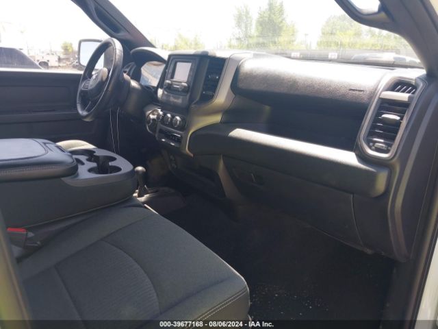 3C6UR5HJ6NG203079 RAM 2500 Tradesman  4x4 8' Box