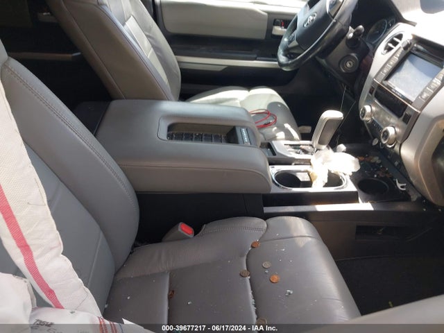 5TFFW5F18HX227980 Toyota Tundra Limited 5.7l V8