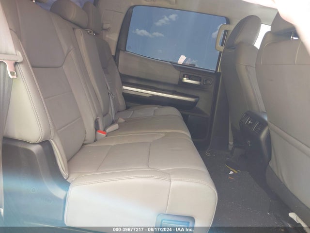 5TFFW5F18HX227980 Toyota Tundra Limited 5.7l V8