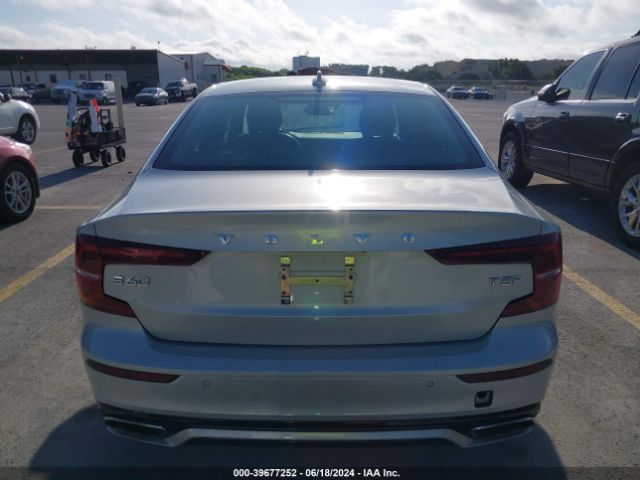 7JR102FM3KG015517 Volvo S60 T5 R-design