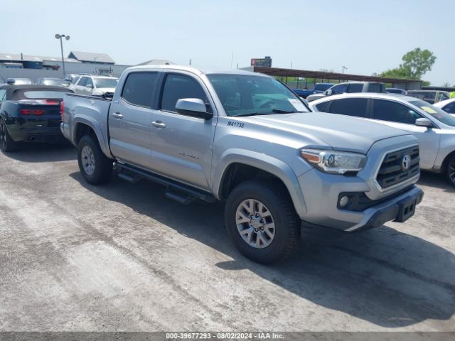 5TFAZ5CN0HX048048 Toyota Tacoma Sr5 V6