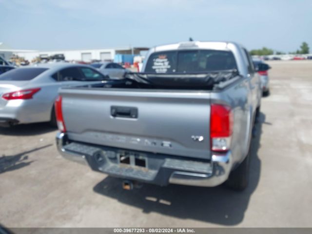 5TFAZ5CN0HX048048 Toyota Tacoma Sr5 V6