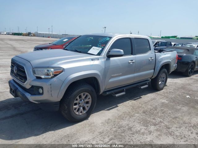 5TFAZ5CN0HX048048 Toyota Tacoma Sr5 V6