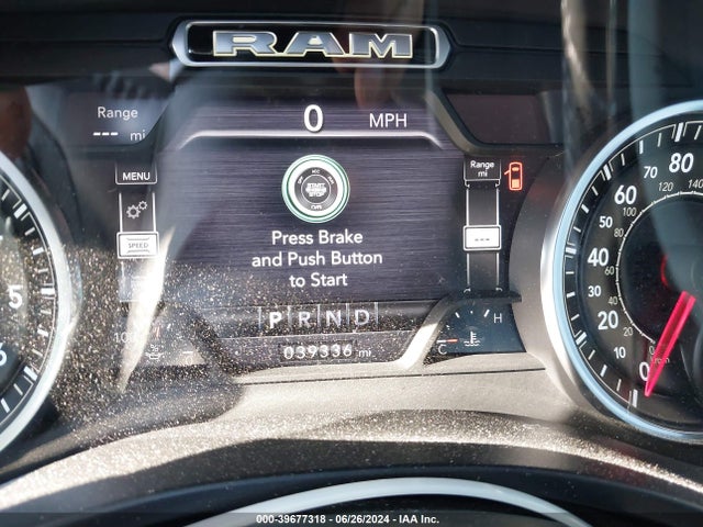 RAM 1500 Laramie  4x4 5'7 Box 2019 1C6SRFJTXKN925926 Image 7