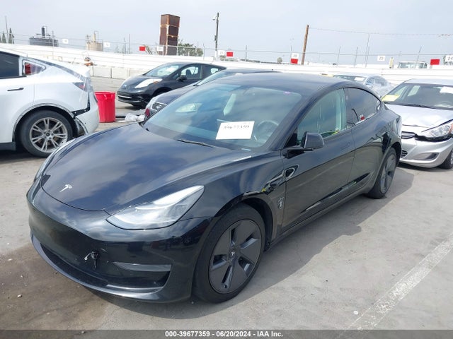 Tesla Model 3 Rear-wheel Drive 2022 5YJ3E1EA7NF107934 Image 2