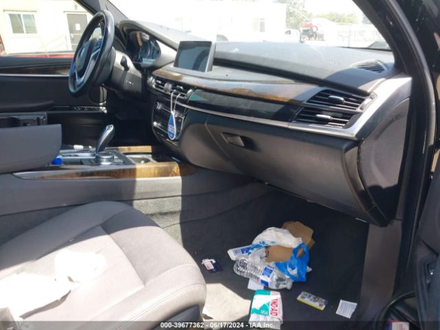 5UXKR2C38H0U22205 BMW X5 Sdrive35i
