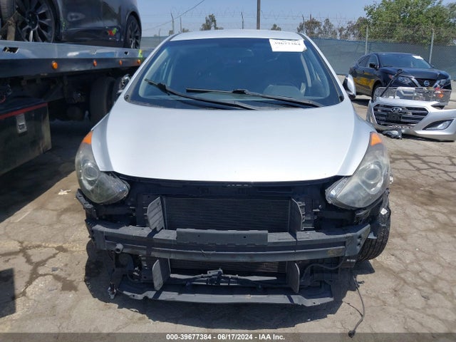 Hyundai ELANTRA GT 2016 KMHD35LH8GU258501 Image 13