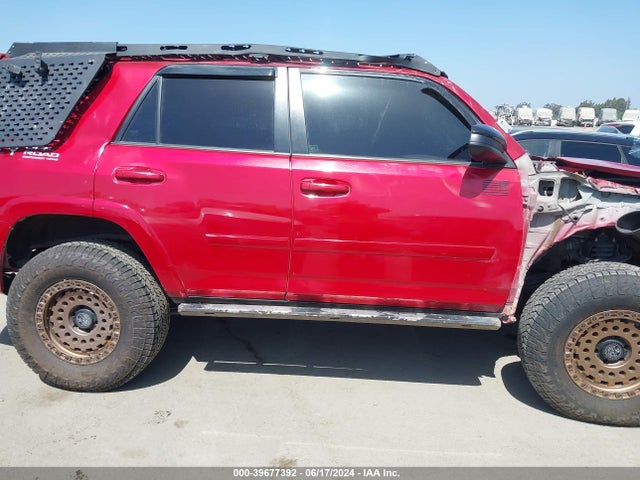 Toyota 4RUNNER SR5 2016 JTEBU5JR5G5384776 Image 13