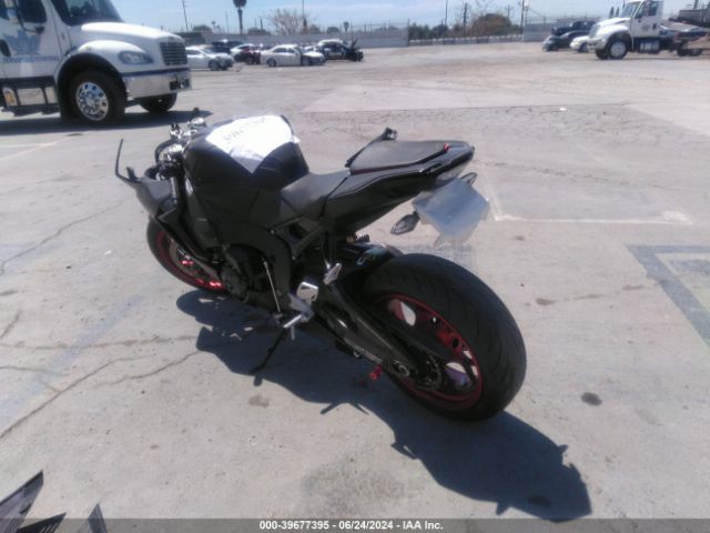 2017 HONDA CBR1000 JH2SC7716HK000065 Photo 2