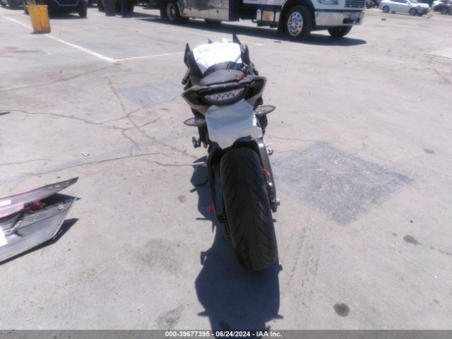 2017 HONDA CBR1000 JH2SC7716HK000065 Photo 5