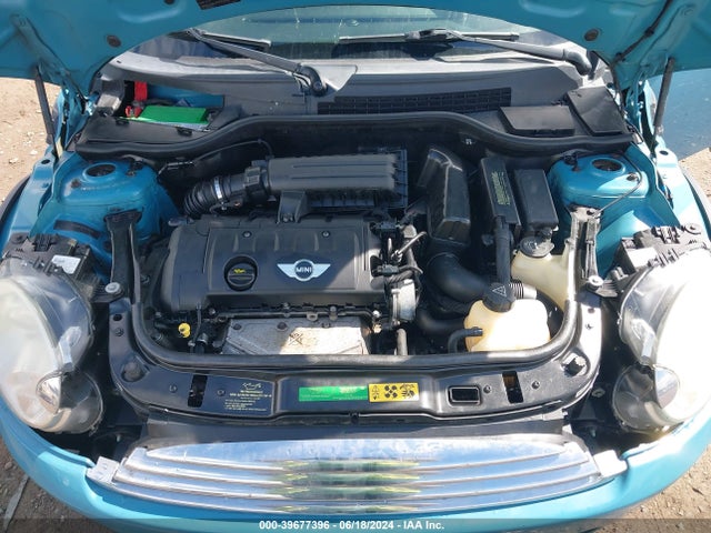 2010 MINI COOPER WMWMF3C55ATZ62199 Photo 9