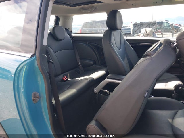 2010 MINI COOPER WMWMF3C55ATZ62199 Photo 7