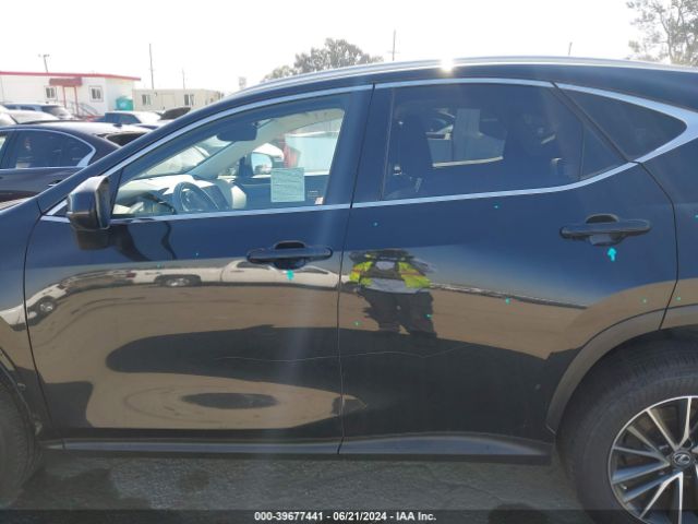 JTJAKCEZ5N2004528 Lexus NX 350H