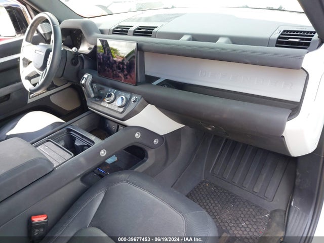 SALE2FEU6P2204288 Land Rover Defender 130 X-dynamic Se