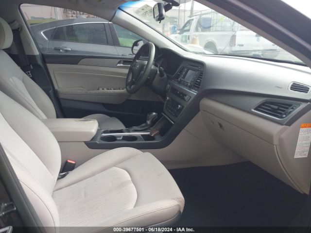 KMHE24L1XGA034037 Hyundai Sonata Hybrid Se