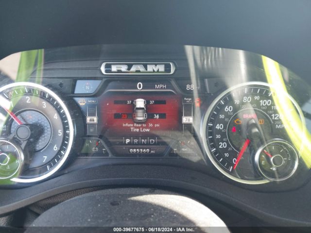 1C6RREDTXLN260127 RAM 1500 Laramie Quad Cab 4x2 6'4 Box
