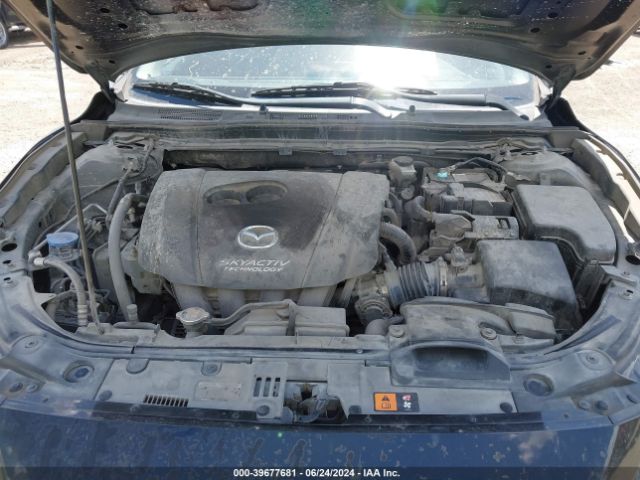 3MZBN1L38JM195069 Mazda Mazda3 Touring