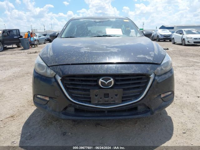 3MZBN1L38JM195069 Mazda Mazda3 Touring