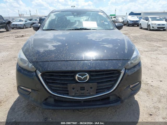 3MZBN1L38JM195069 Mazda Mazda3 Touring