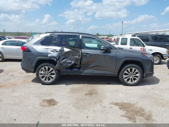 2T3A1RFV1MC216838 Toyota Rav4 Xle Premium