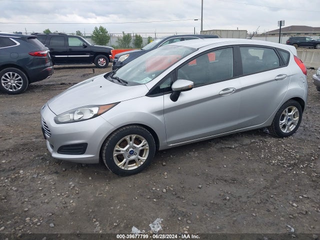Ford FIESTA SE 2014 3FADP4EJ3EM122075 Image 2