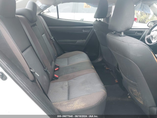 Toyota COROLLA LE 2018 5YFBURHE0JP855631 Image 8
