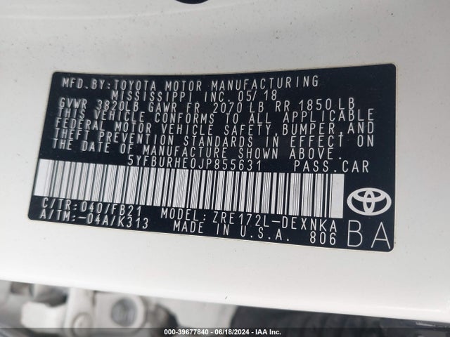 Toyota COROLLA LE 2018 5YFBURHE0JP855631 Image 9