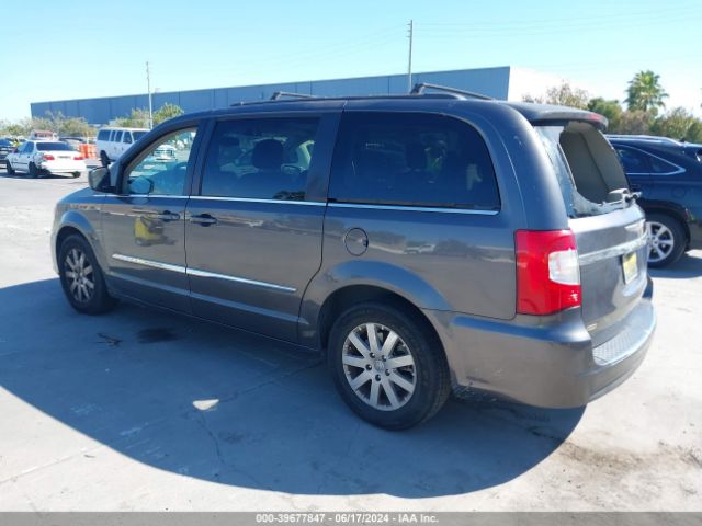2015 CHRYSLER TOWN & COUNTRY 2C4RC1BG7FR645497 Photo 2