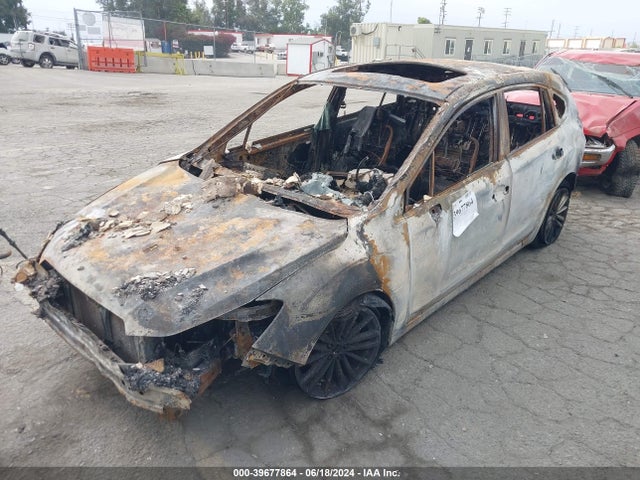 Subaru Impreza 2.0i Premium 2014 JF1GPAD69E8265884 Image 2