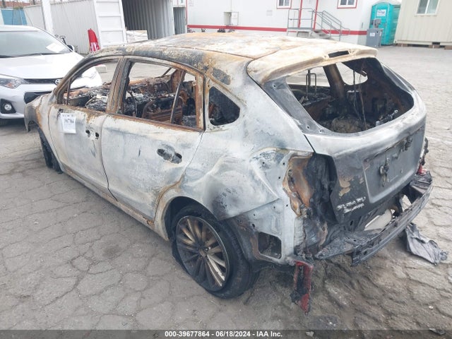 Subaru Impreza 2.0i Premium 2014 JF1GPAD69E8265884 Image 3