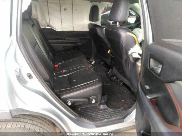 Toyota Highlander Xle V6 2014 5TDKKRFHXES009412 Image 8