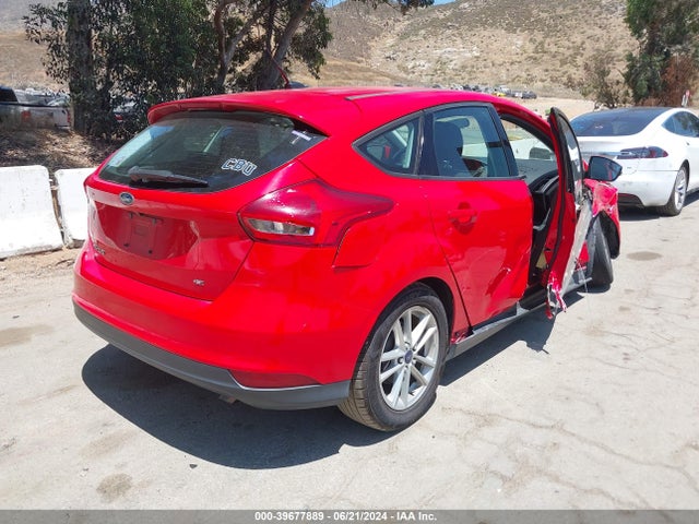 Ford FOCUS SE 2016 1FADP3K23GL268682 Image 4