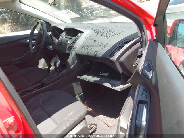 Ford FOCUS SE 2016 1FADP3K23GL268682 Image 5