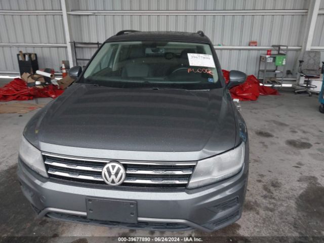 3VV3B7AX0MM157821 Volkswagen Tiguan 2.0t Se/2.0t Se R-line Black/2.0t Sel