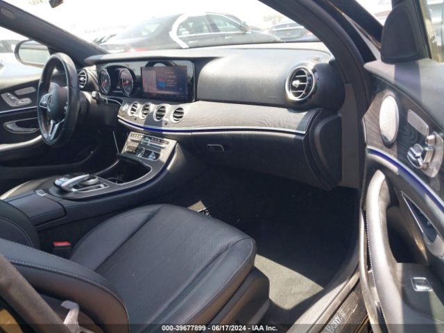 WDDZF4JB4KA563407 Mercedes-Benz E 300