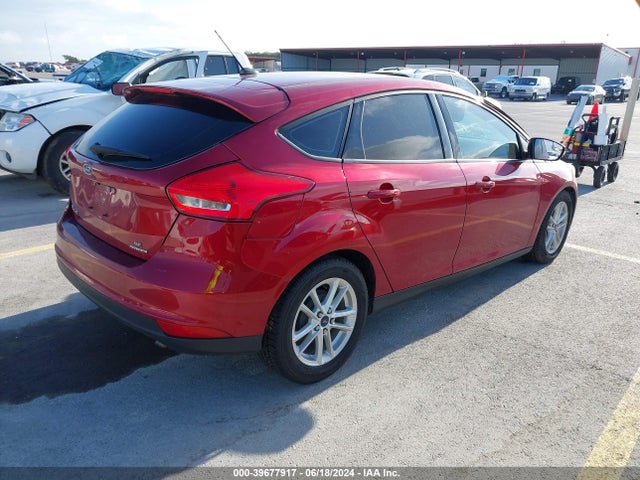 Ford FOCUS SE 2015 1FADP3K22FL368304 Image 4