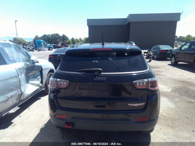 3C4NJDDB3KT618151 Jeep Compass Trailhawk 4x4
