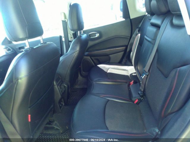3C4NJDDB3KT618151 Jeep Compass Trailhawk 4x4