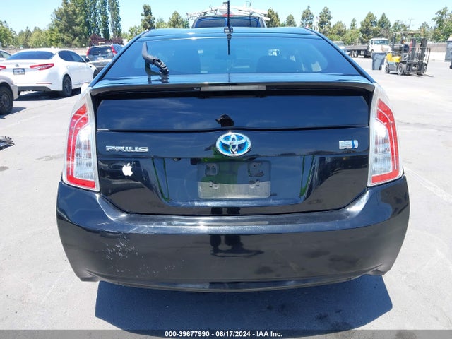 Toyota Prius Three 2015 JTDKN3DU1F0456851 Image 15