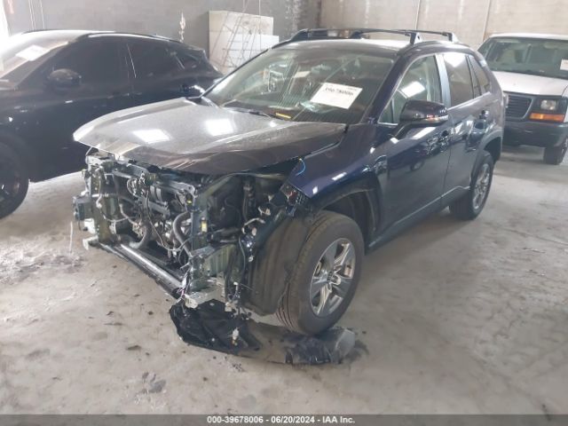 2T3P1RFV9RW418357 Toyota Rav4 Xle