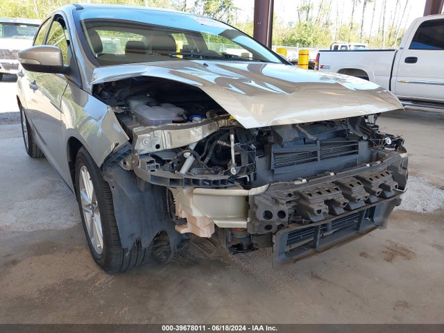 Ford FOCUS SE 2015 1FADP3F21FL205587 Image 6