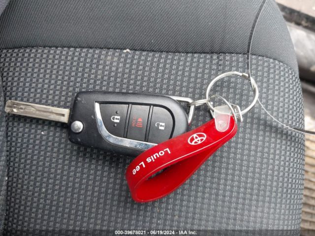 2T3G1RFV5LW118340 Toyota RAV4 LE