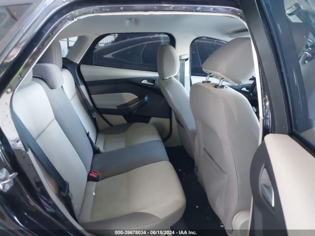 1FADP3K26EL461910 Ford FOCUS SE