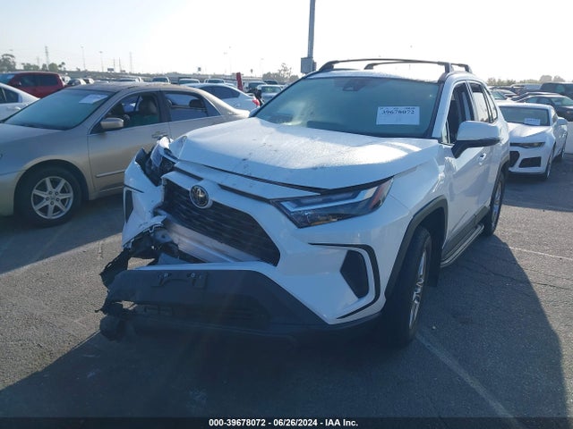 Toyota Rav4 Xle 2022 2T3W1RFV5NW227475 Image 2