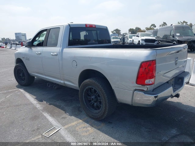 1C6RR7GT7HS544783 RAM 1500 Slt Quad Cab 4x4 6'4 Box