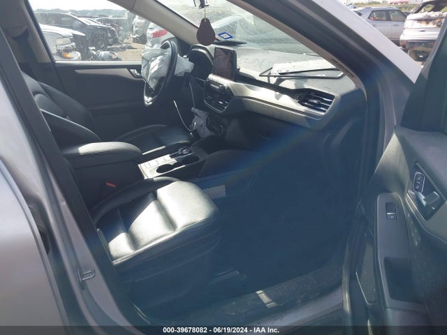 Ford ESCAPE SEL 2020 1FMCU0H60LUA81052 Image 5