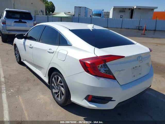 Honda CIVIC EX 2018 19XFC2F76JE200116 Image 3